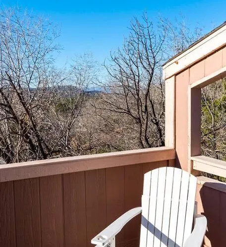 Artsy Half-house, Walk To Hiking Trails &wine Bars! Yard, Firepit * Sedona
